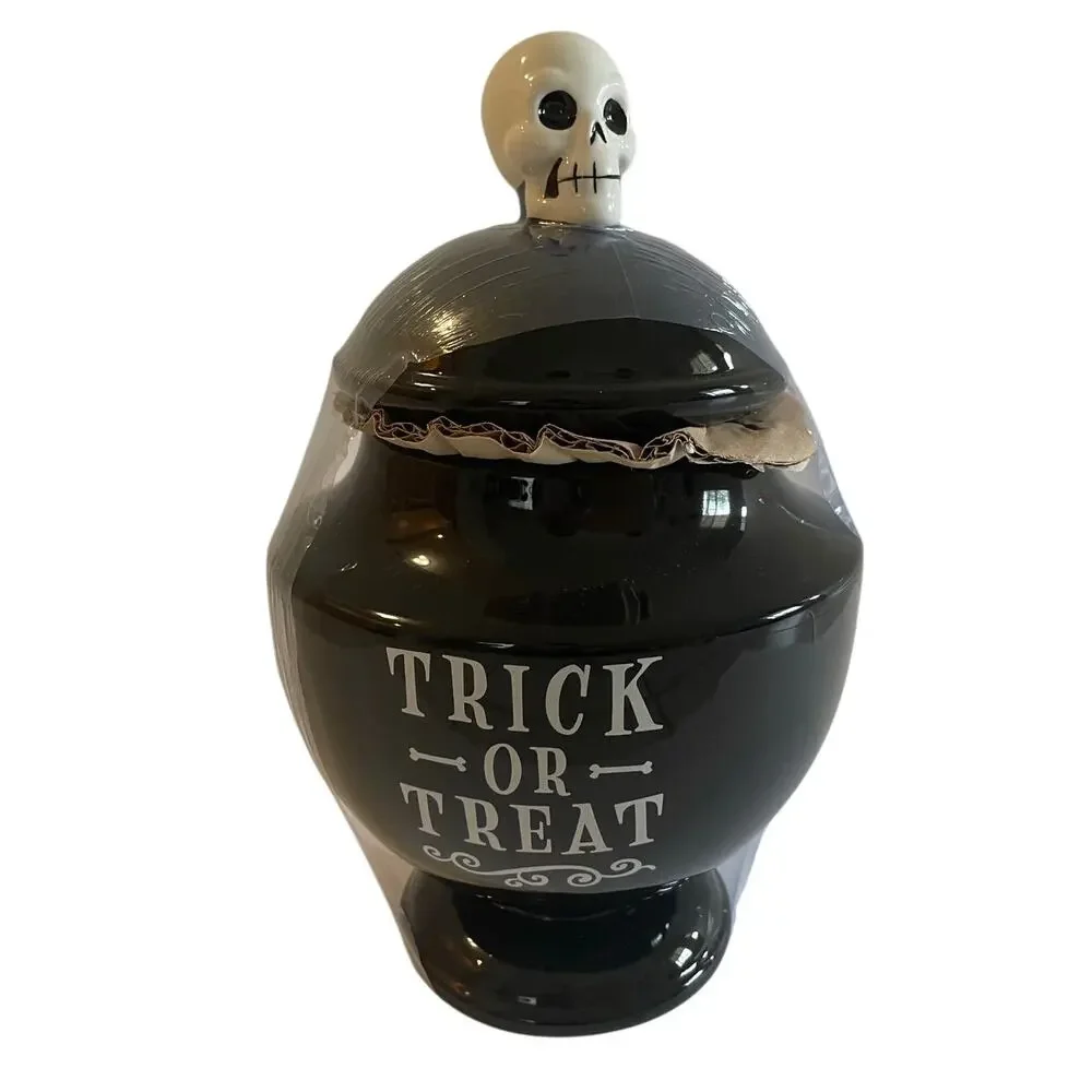Target by Hyde‎ & EEK Trick or Treat Black Skeleton Head Ceramic Cookie Jar